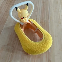 ピカチュウ　補助便座　カバー付き