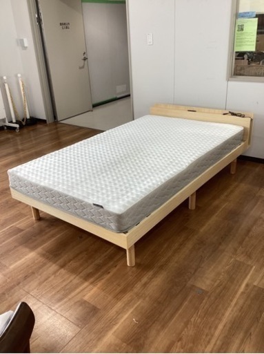 セミダブルベッド【町田市再生家具】　243570