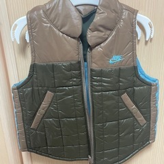 ベビー　キッズ　NIKE ベスト　リバーシブル