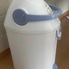 【20%値下げ】ピジョン　オムツ用ゴミ箱の画像