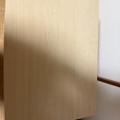 ［無料であげます］天板木目3段収納ケースと収納ケース2つの画像