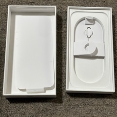 iPhone16 ホワイト　空箱
の画像