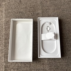 iPhone16 ブラック　空箱の画像