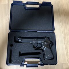 KSC_BERETTA(ベレッタ)ガスガン_実銃用ガンケース、木目グリップ付き