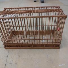 竹製の鳥かご