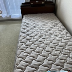 フランスベッドシングル