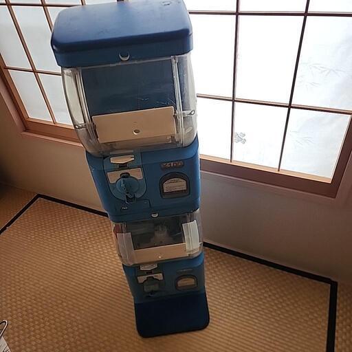 スリムボーイ ガチャガチャ本体
