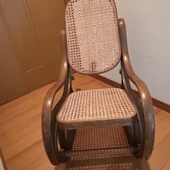 子供用ロッキングチェア　椅子
の画像