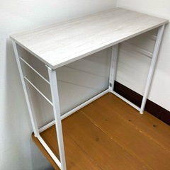 取引中《美品》 ニトリ折りたたみデスクの画像