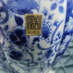 レトロな花瓶の画像