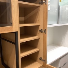 90分の無料軽トラック貸出サービス！UNICO 食器棚の画像