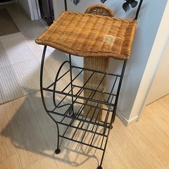 決まりました。靴箱　サンダル置き(ラタン家具)　 