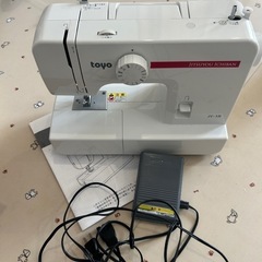 再投稿　美品　トーヨー　足踏みミシンの画像