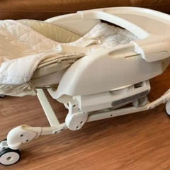 コンビ　ハイローチェア　電動の画像