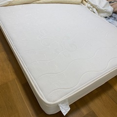 【宮古島市】セミダブル　ベッドマットの画像