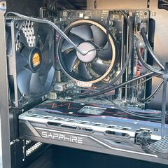 二世代まえのゲームPCです。I/Oの24インチモニターも差し上げます。いかがですか。の画像