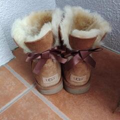 UGGムートンブーツ25㎝の画像
