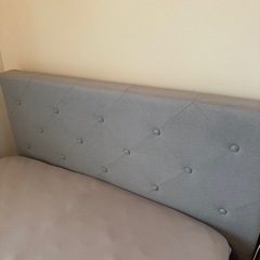 【至急】セミダブルベッドフレーム、マットレスの画像