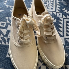 新品✨H&Mスニーカー【値下げしました】