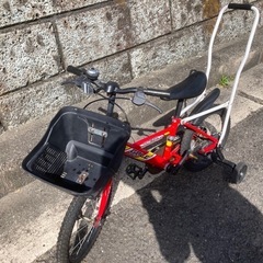 子ども用自転車16型、ヘルメット、補助輪、支え棒セットの画像