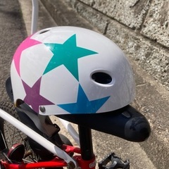 子ども用自転車16型、ヘルメット、補助輪、支え棒セットの画像