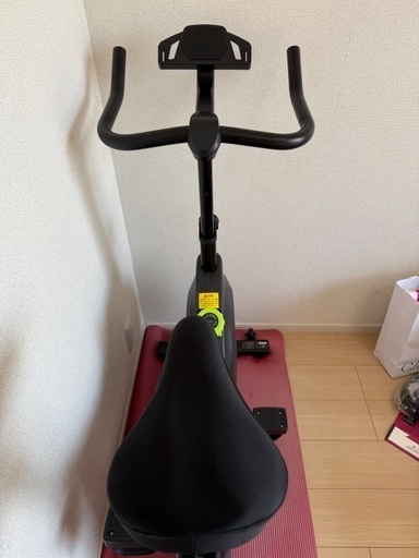 FITBOX トレーニングバイク フィットネスバイク エアロバイク スピンバイク 静音 ダイエット器具 組み立て簡単 トレーニング