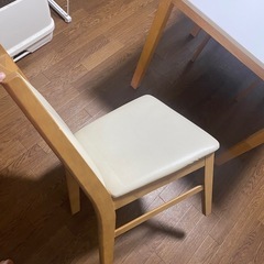 【
ダイニングテーブル】2人掛けの画像