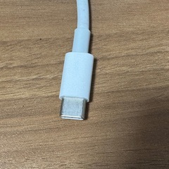 【中古】Apple 映像変換アダプタ type-C → type-C + VGA + USBの画像