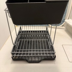お皿収納ラックの画像