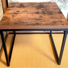 ニトリ　テーブル