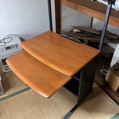 パソコンデスク新古品‼️綺麗‼️すぐに使えます‼️