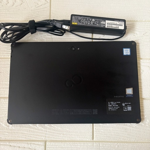 【美品】すぐ使える❣️初期設定済み✨富士通ノートパソコン‼️【完動品】動画視聴タブレット✨Kindleで読書用❣️快速SSDでサクサク