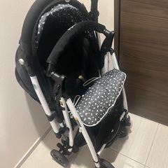 使用1回 ベビーカー ロック機能付き