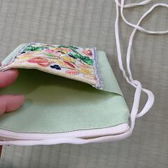スマホショルダー　春デザイン　花柄グリーンの画像