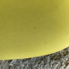 Airy Shape マッサージチェア イエローの画像