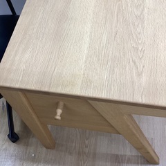 【トレファクマーケット久喜店】karimoku　学習机 ｼﾐ･ﾍﾟﾝ跡ありの画像