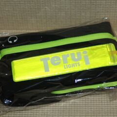 LED反射板付多機能ランニングポーチ 未使用品