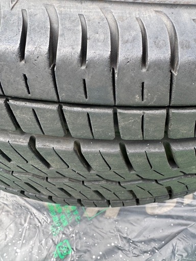 TOYOタイヤ中古ハイエース215/65R16C