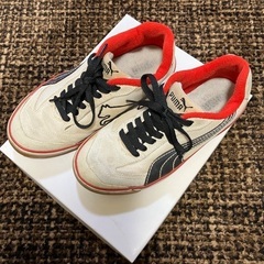 PUMA スニーカー　23㎝（USサイズ5）の画像