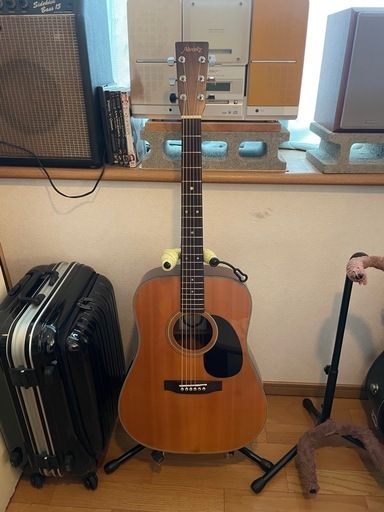 ★ ALVAREZギター★1980年頃製造★ギグバッグ付き★