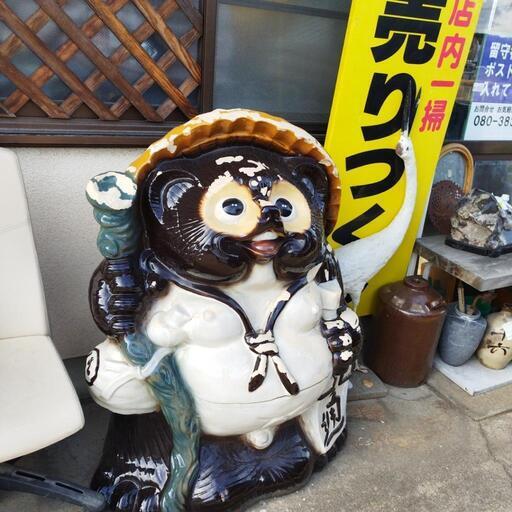 たぬきの置物