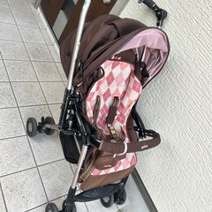 アップリカ　ベビーカーの画像
