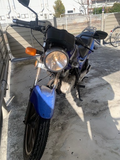 スズキ　MTバイク(125cc)