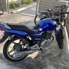 スズキ　MTバイク(125cc)の画像