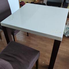 ダイニングテーブルチェア２脚セットの画像