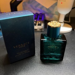 Versace香水