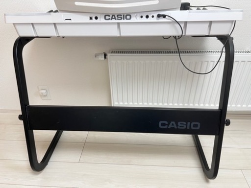 決まりました）CASIO LK228 光ナビゲーションキーボード　スタンド付き