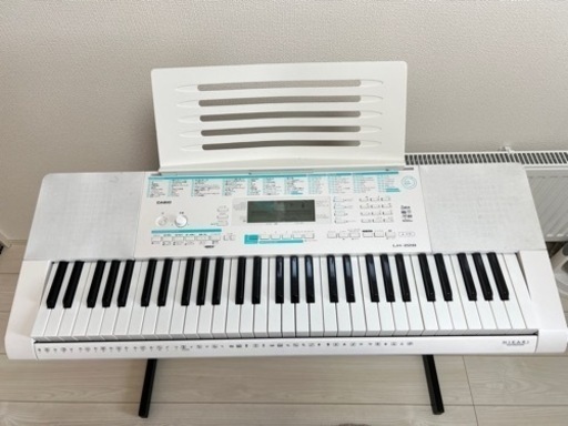 CASIO LK228 光ナビゲーションキーボード　スタンド付き