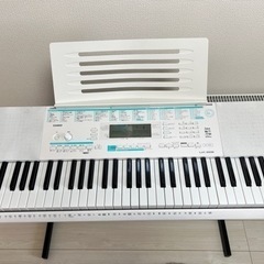 CASIO LK228 光ナビゲーションキーボード　スタンド付き