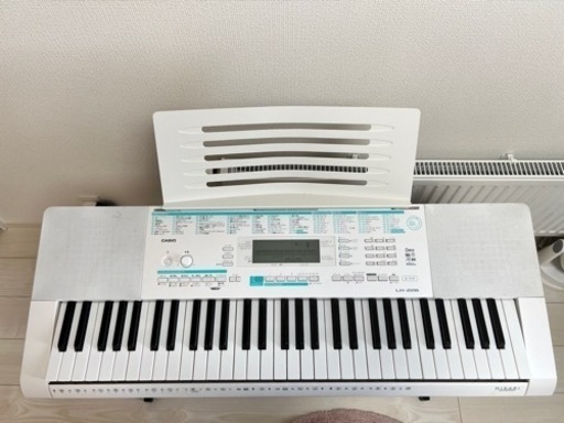 美品LK-222 CASIO 光ナビゲーションキーボード スタンド付き